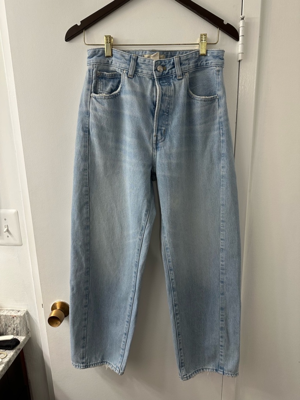 Madewell Curvy Pieced Barrel Leg Jean In Foster Wash - Picture 7 of 11
